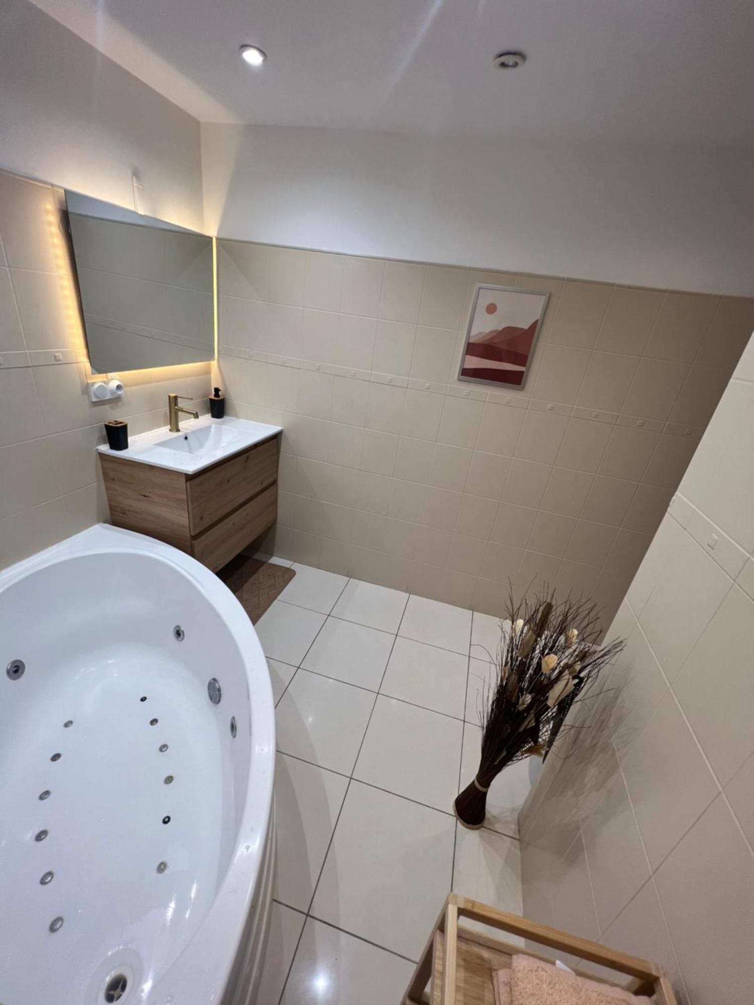 Appartement Pres De Paris, Disney & Cdg Tremblay-en-France Exteriér fotografie